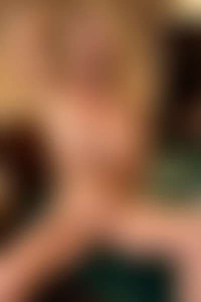 Camila photo 4
