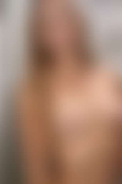 Olivia photo 1