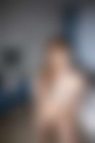 Zoey gallery 2