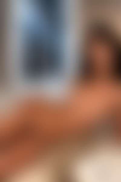 Scarlett gallery 3