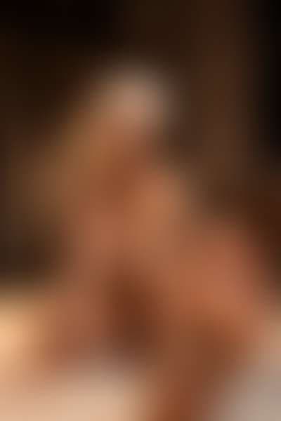 Amelia gallery 4